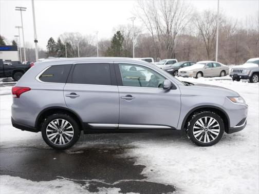 2020 Mitsubishi Outlander SEL