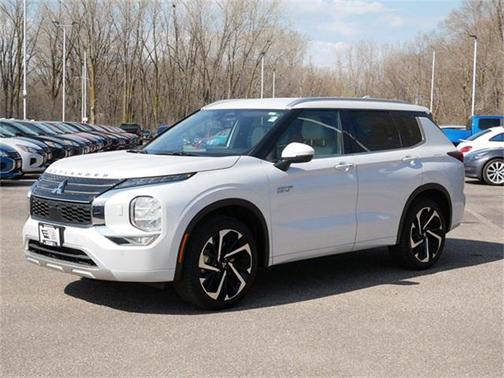 2023 Mitsubishi Outlander PHEV SEL