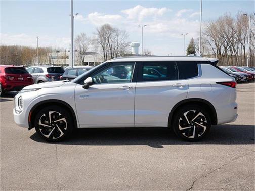 2023 Mitsubishi Outlander PHEV SEL