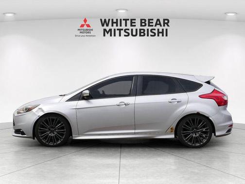 INGOT SILVER METALLIC 2014 Ford Focus ST