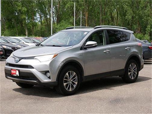 2017 Toyota RAV4 Hybrid XLE