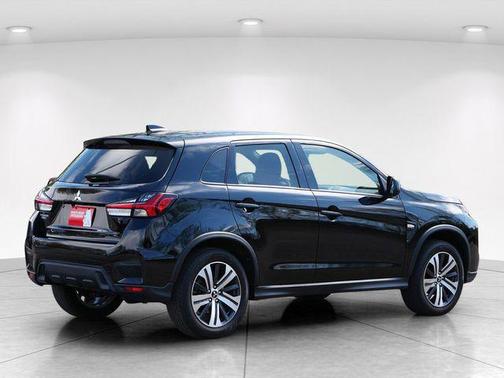 Labrador Black Pearl 2023 Mitsubishi Outlander Sport 2.0 ES