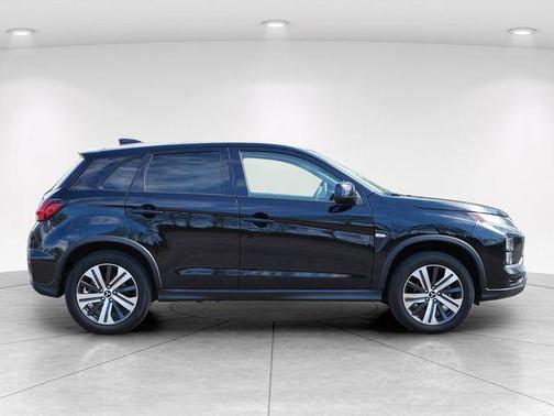Labrador Black Pearl 2023 Mitsubishi Outlander Sport 2.0 ES