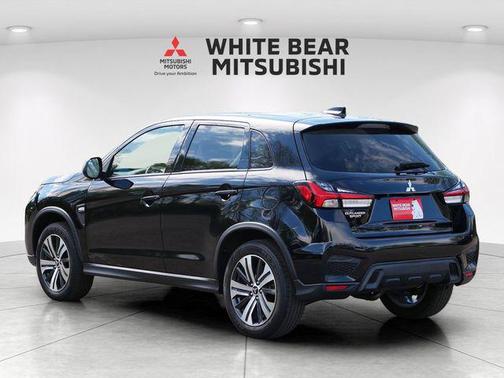 Labrador Black Pearl 2023 Mitsubishi Outlander Sport 2.0 ES