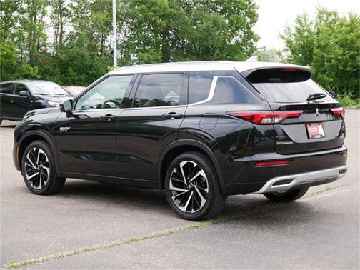 2024 Mitsubishi Outlander PHEV SEL