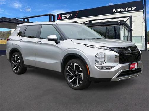 2022 Mitsubishi Outlander SE