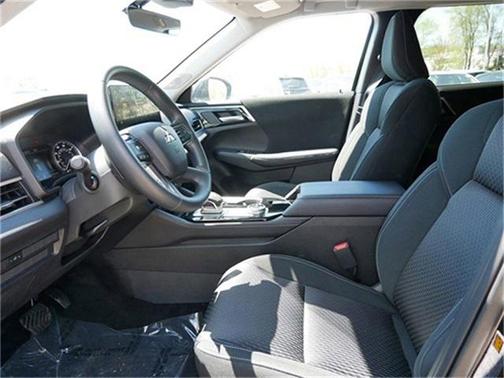 2025 Mitsubishi Outlander ES 2.5 S-AWC