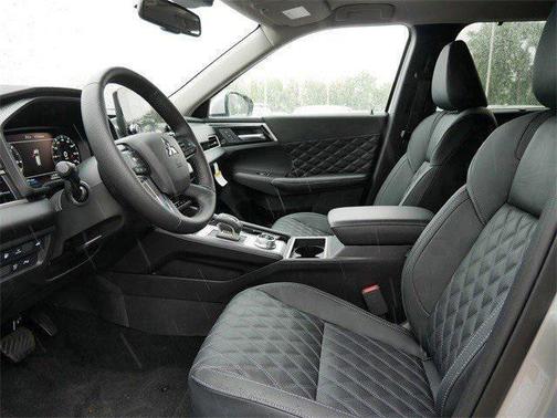 2025 Mitsubishi Outlander PHEV SEL