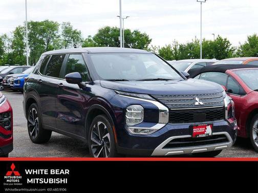 Cosmic Blue Metallic 2024 Mitsubishi Outlander SE S-AWC