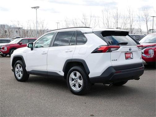 2021 Toyota RAV4 Hybrid XLE