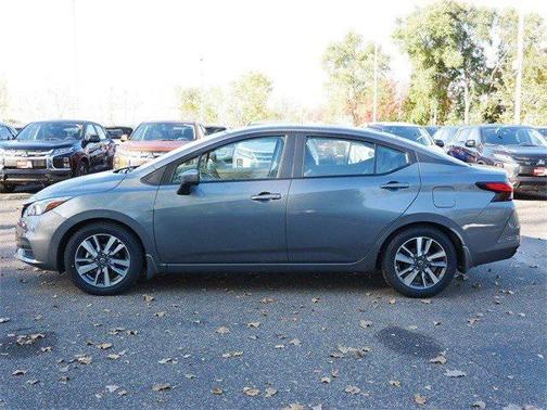 2020 Nissan Versa 1.6 SV