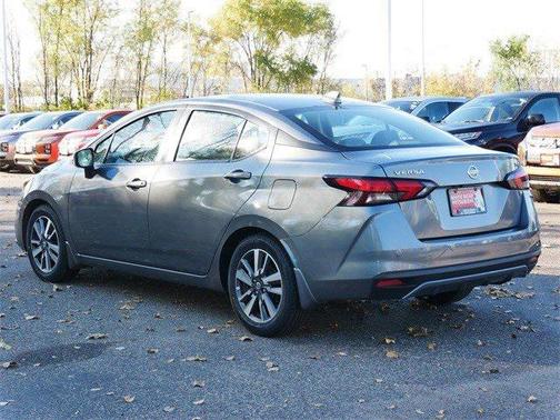 2020 Nissan Versa 1.6 SV