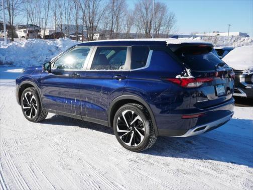 2022 Mitsubishi Outlander SE 2.5 2WD