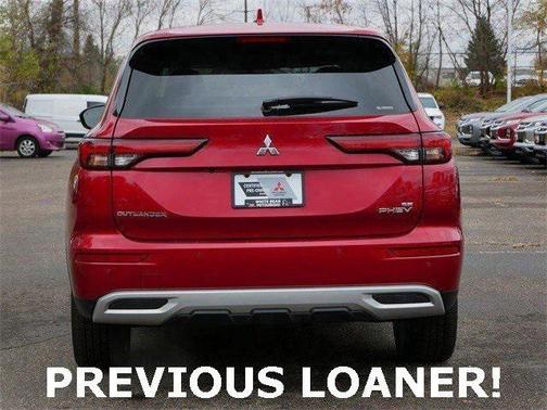 2025 Mitsubishi Outlander PHEV SE S-AWC
