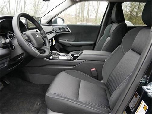 2025 Mitsubishi Outlander ES 2.5 S-AWC