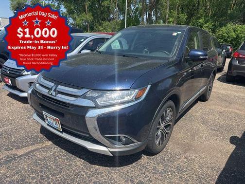 Cosmic Blue Metallic 2018 Mitsubishi Outlander SE S-AWC