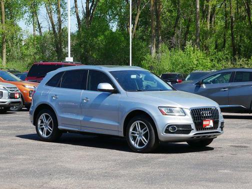 Florett Silver Metallic 2016 Audi Q5 3.0T Premium Plus