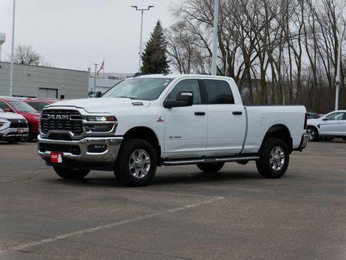 Bright White Clearcoat 2025 RAM 2500 Big Horn Crew Cab 4x4 6'4' Box