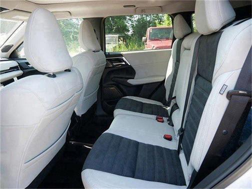 2025 Mitsubishi Outlander SE 2.5 S-AWC