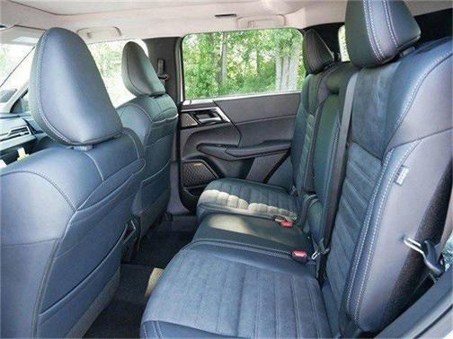 2025 Mitsubishi Outlander SE 2.5 S-AWC