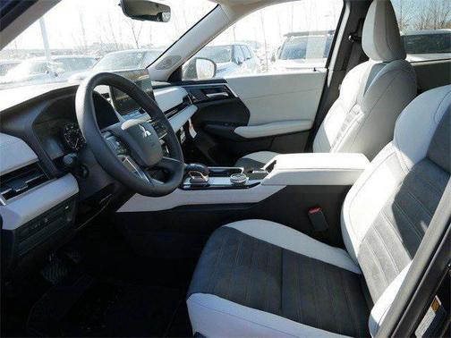 2026 Mitsubishi Outlander SE 1.5T S-AWC