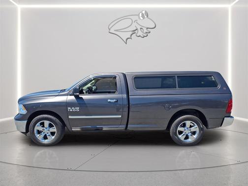 Granite Crystal Metallic Clearcoat 2018 RAM 1500 Big Horn