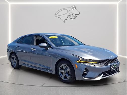 Everlasting Silver 2023 Kia K5 LXS