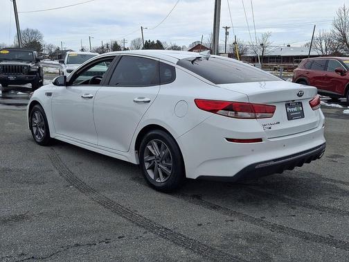 2020 Kia Optima LX