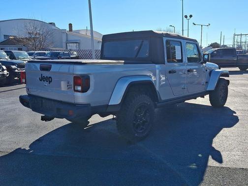 2023 Jeep Gladiator Willys 4x4