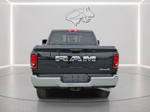 2025 RAM 2500 Tradesman Crew Cab 4x4 6'4' Box