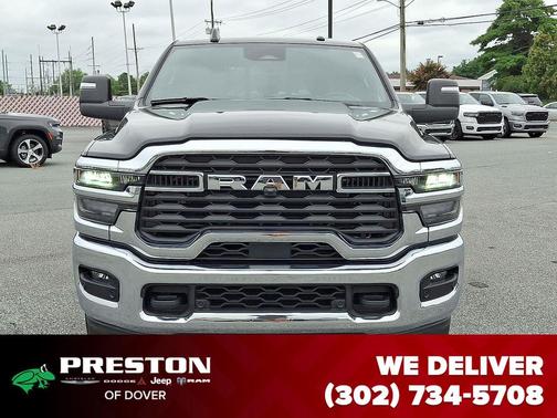 2025 RAM 2500 Tradesman Crew Cab 4x4 6'4' Box