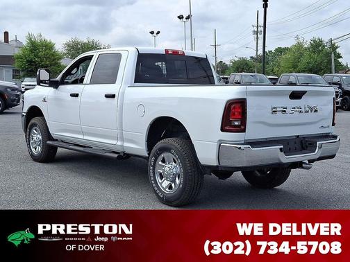 2025 RAM 2500 Tradesman Crew Cab 4x4 6'4' Box