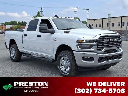 2025 RAM 2500 Tradesman Crew Cab 4x4 6'4' Box