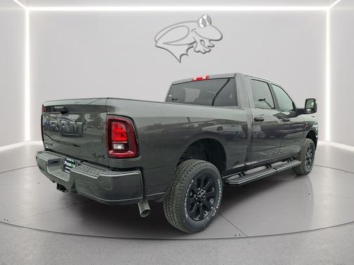 2026 RAM 2500 Big Horn Crew Cab 4x4 6'4' Box