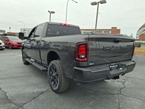 2026 RAM 2500 Big Horn Crew Cab 4x4 6'4' Box