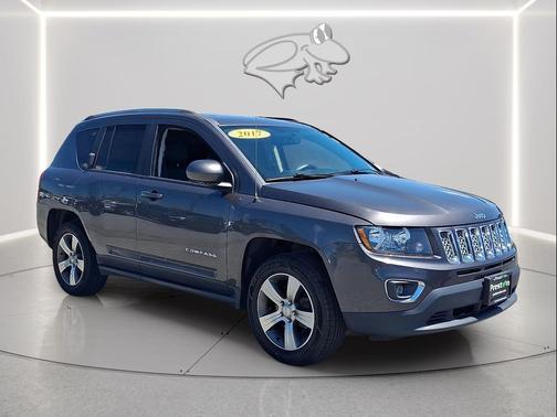 Granite Crystal Metallic Clearcoat 2017 Jeep Compass High Altitude