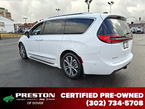 2025 Chrysler Pacifica L