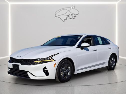 Glacial White Pearl 2023 Kia K5 LXS