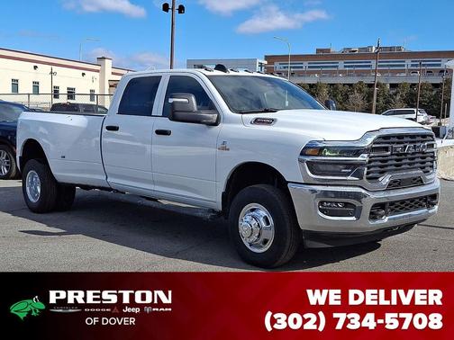 2026 RAM 3500 Tradesman Crew Cab 4x4 8' Box