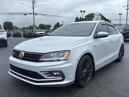 White Silver Metallic 2017 Volkswagen Jetta GLI