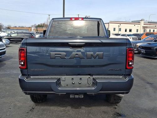 2026 RAM 2500 Big Horn Crew Cab 4x4 6'4' Box