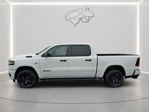 Bright White Clearcoat 2026 RAM 1500 Big Horn/Lone Star