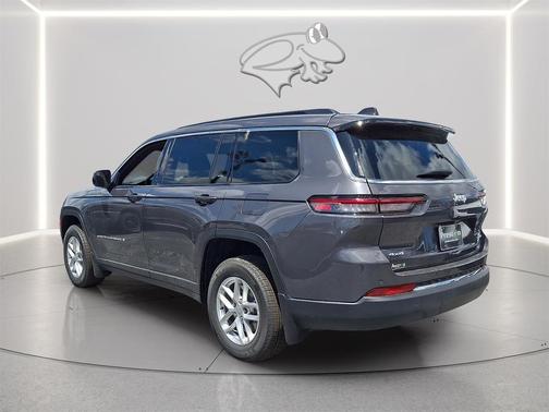 Baltic Gray Metallic Clearcoat 2026 Jeep Grand Cherokee L Altitude