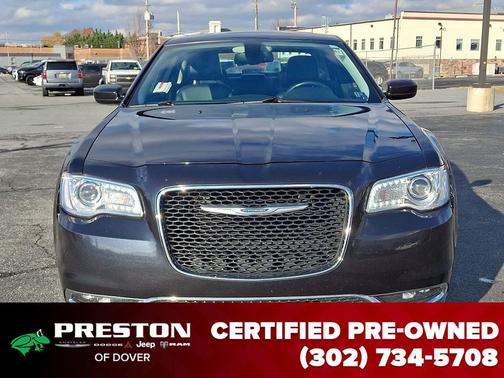 2016 Chrysler 300 Limited