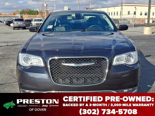 2016 Chrysler 300 Limited