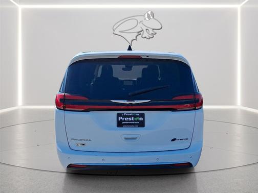 Bright White Clearcoat 2024 Chrysler Pacifica Hybrid Select