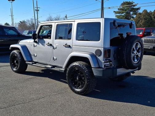 2016 Jeep Wrangler Unlimited Sahara