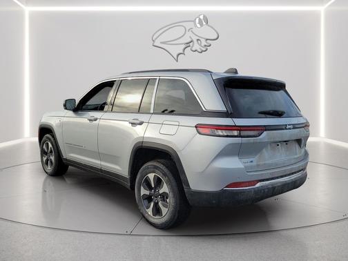 Silver Zynith 2024 Jeep Grand Cherokee 4xe Base