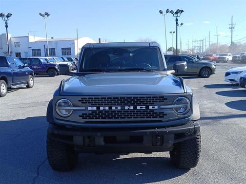 Azure Gray Metallic Tri-Coat 2023 Ford Bronco Badlands