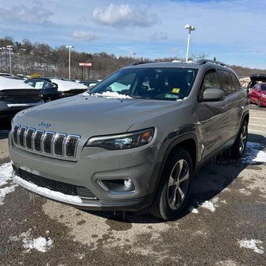Sting-Gray Clearcoat 2020 Jeep Cherokee Limited